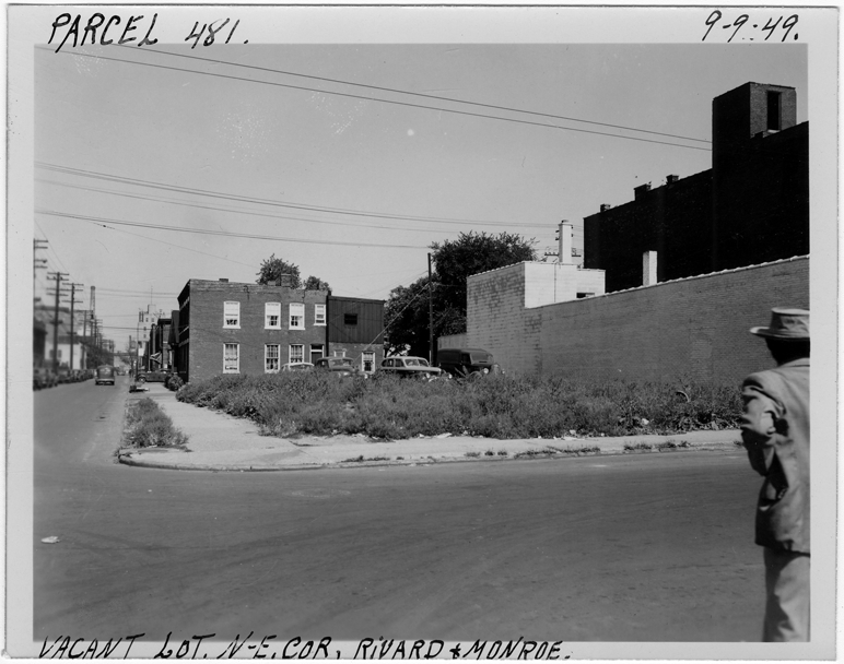 Vacant lot on the corner of Rivard and Monroe