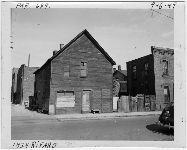Building at 1424 Rivard