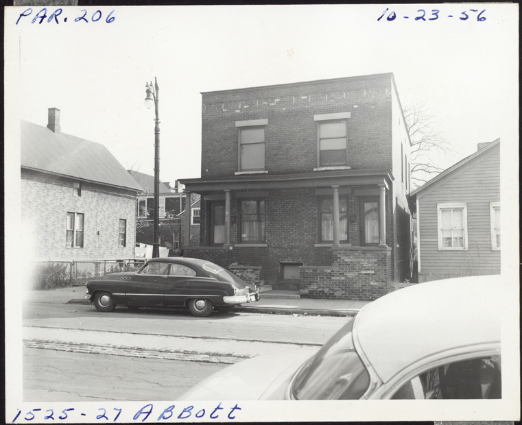 House at 1525-1527 Abbott