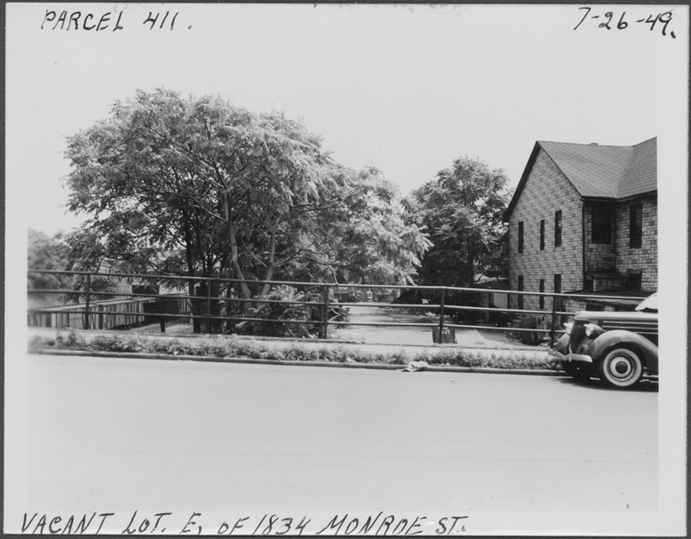 Vacant lot east of 1834 Monroe