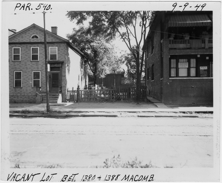 Vacant lot between 1380 and 1388 Macomb