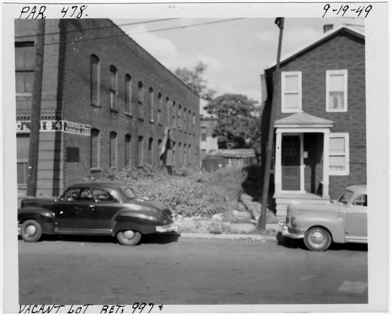 Vacant lot between 979 and 997 Monroe