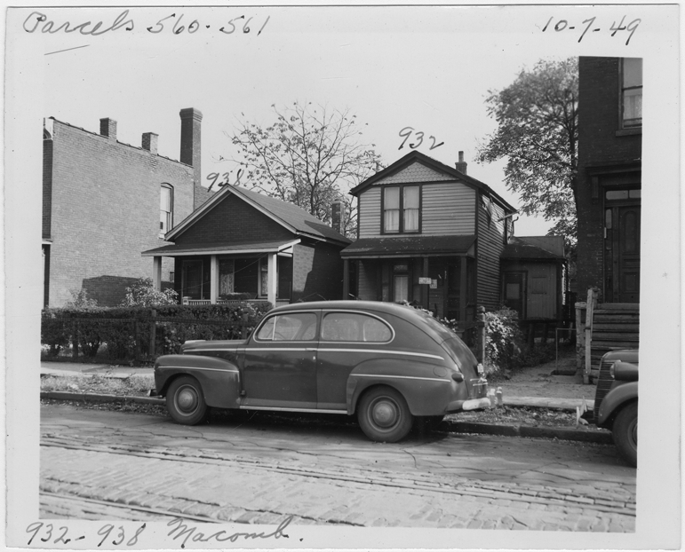 Houses at 932 and 938 Macomb