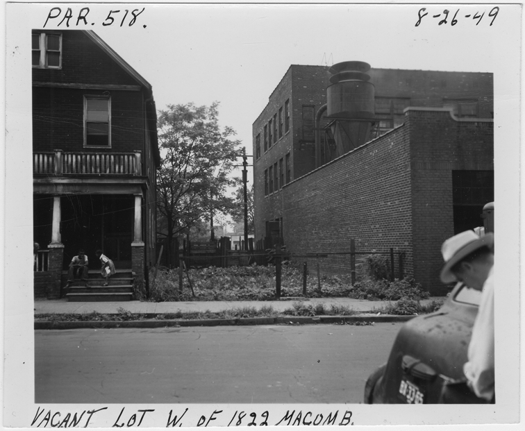 Vacant lot west of 1822 Macomb