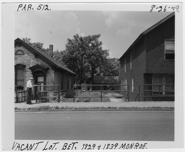 Vacant lot between 1829 and 1839 Monroe