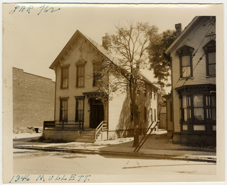 House at 1346 Mullett