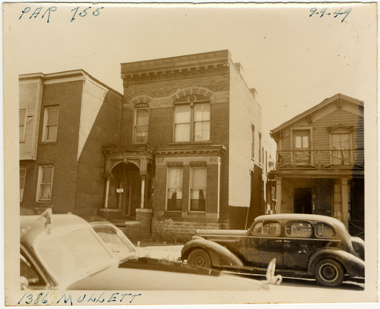 House at 1386 Mullett