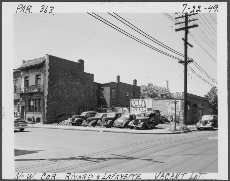 Vacant lot on northwest corner of Rivard and Lafayette