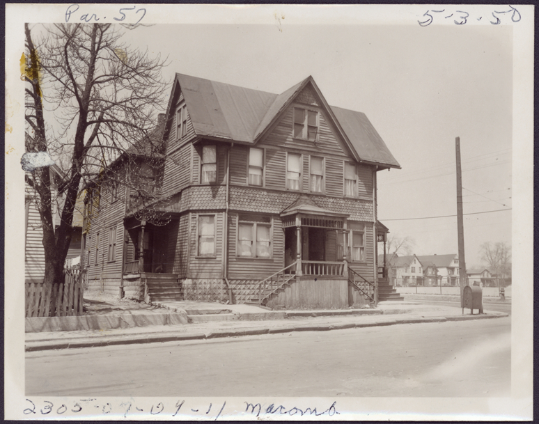 House at 2305-2307-2309-2311 Macomb