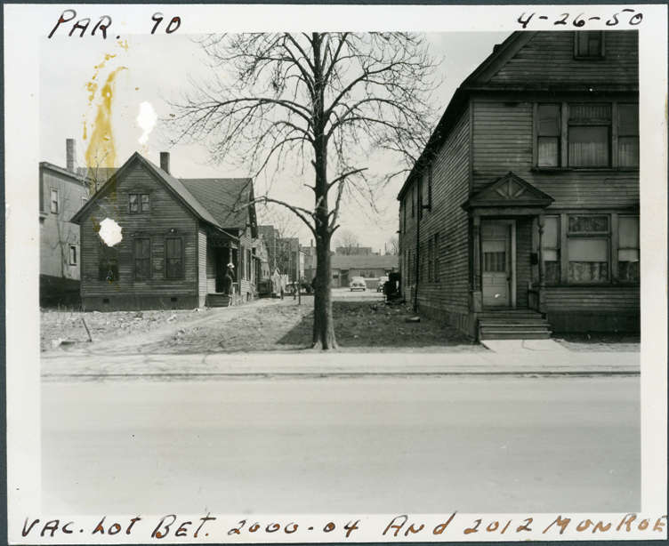 Vacant lot between 2000-2004 and 2012 Monroe