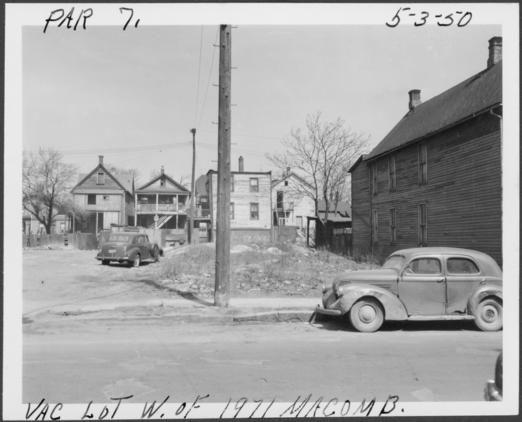 Vacant lot west of 1971 Macomb