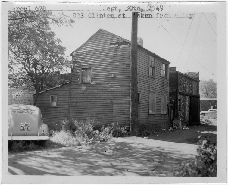 House at 933 Clinton