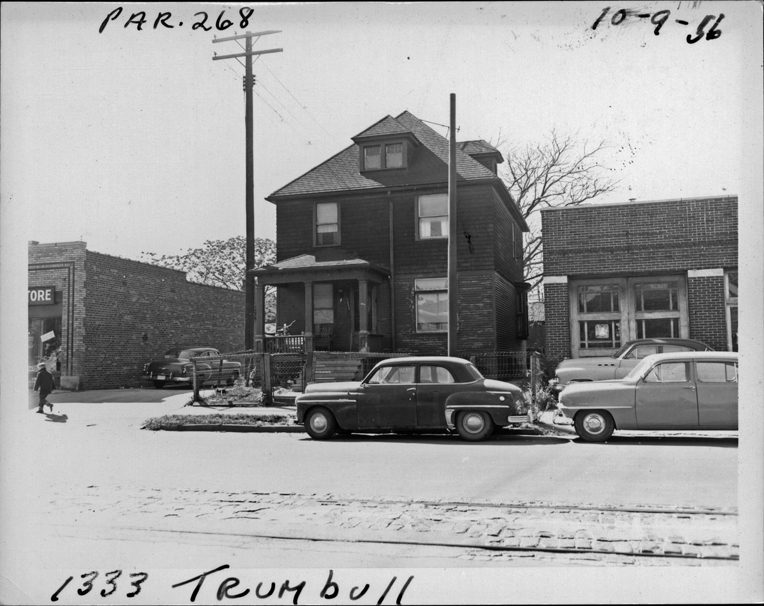 House at 1333 Trumbull