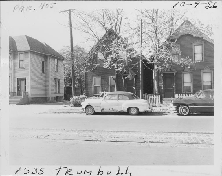 House at 1535 Trumbull