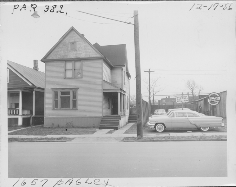House at 1657 Bagley