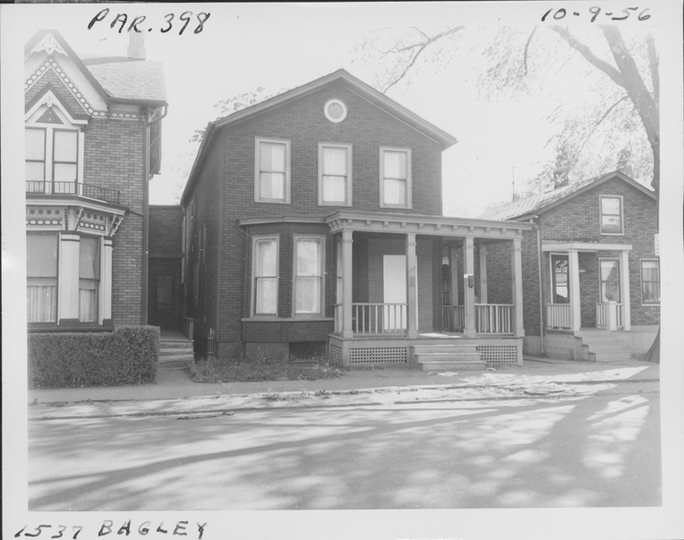 House at 1537 Bagley