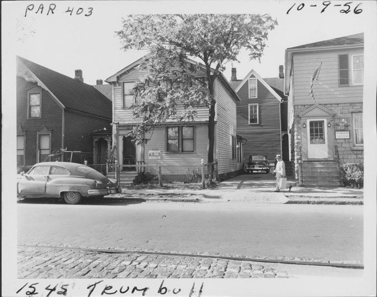 House at 1545 Trumbull