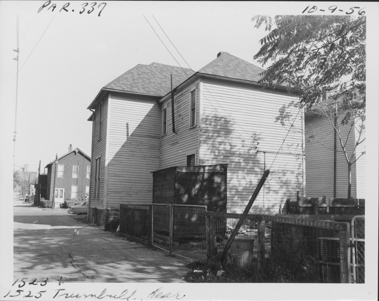 House at 1523-1525 Trumbull