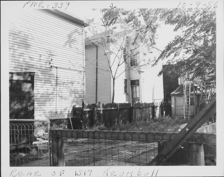 House at 1513-1517 Trumbull