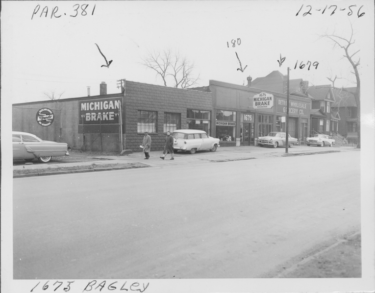Commercial building at 1675 Bagley