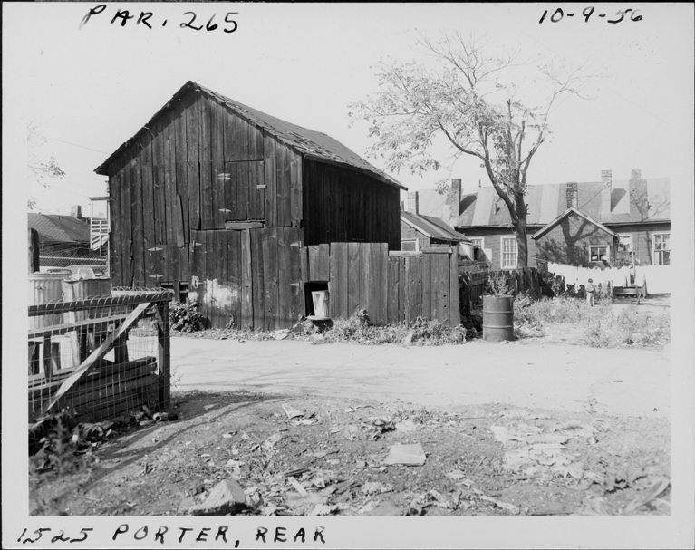 Barn or shed at rear of 1525 Porter
