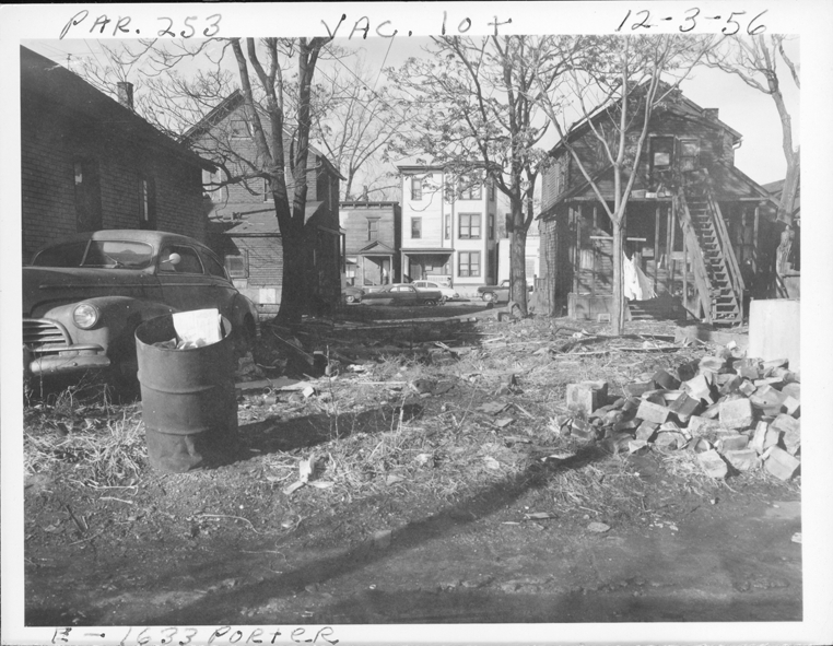 Vacant lot east of 1633 Porter