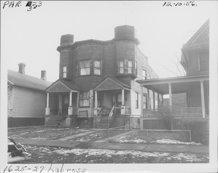 House at 1625-1627 Labrosse