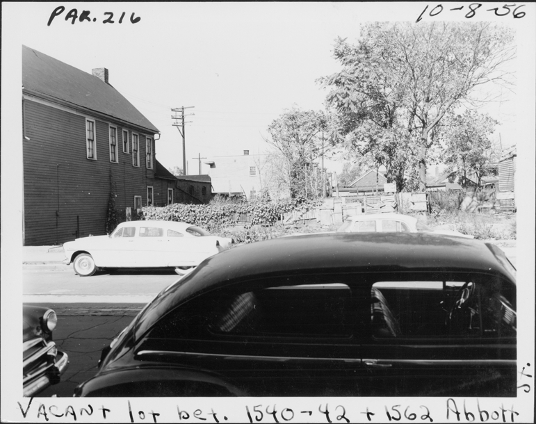 Vacant lot between 1540-1542 and 1562 Abbott