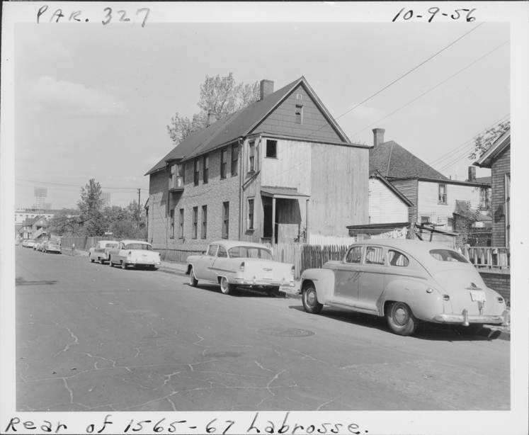 House at 1565-1567 Labrosse