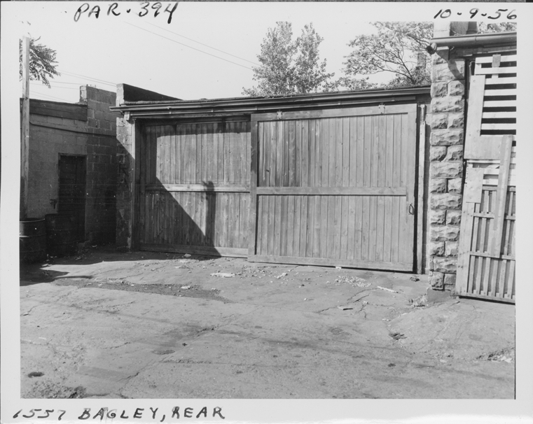 Building at rear of 1557 Bagley