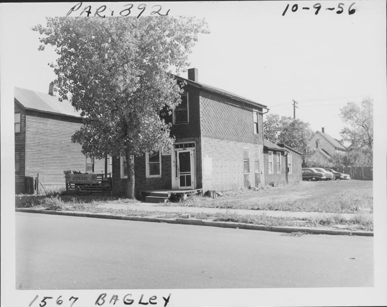 House at 1567 Bagley with vacant lot
