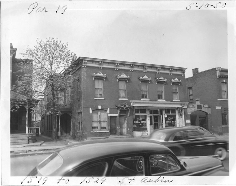 Commercial building at 1519-1529 St. Aubin