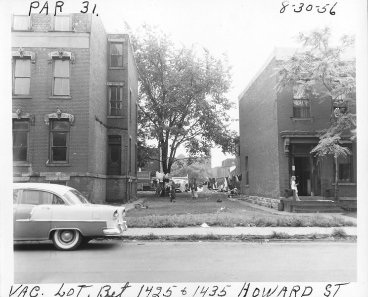 Vacant lot between 1425 and 1435 Howard