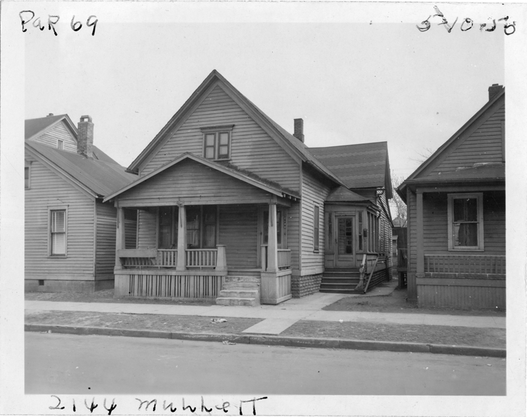 House at 2144 Mullett