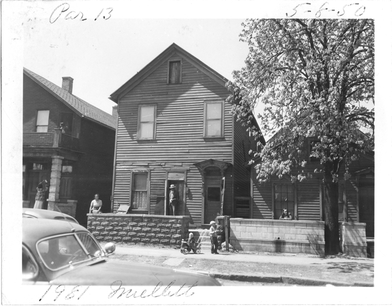 House at 1981 Mullett