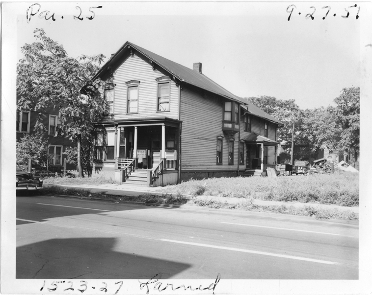 House at 1523-1527 E. Larned