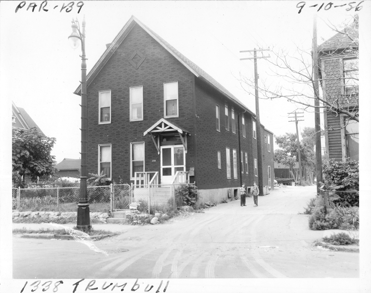 House at 1338 Trumbull