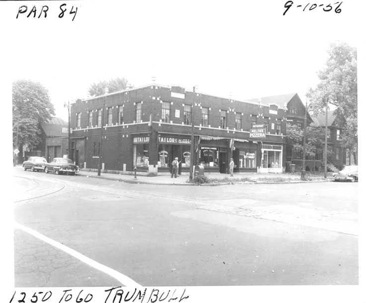 Building at 1250-1260 Trumbull