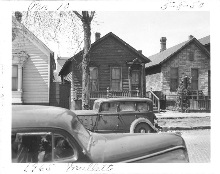 House at 1965 Mullett