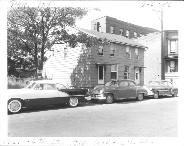 House at 1321 and 1315 6th Street