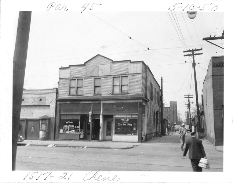 Commercial building at 1517-1521 Chene