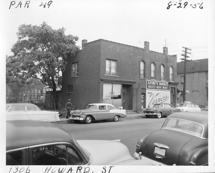 Commercial building at 1306 Howard