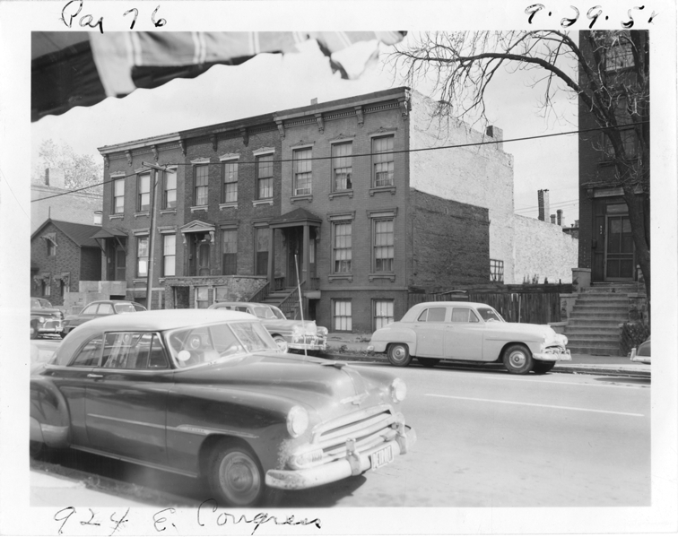 Townhouses at 924-926-928 E. Congress