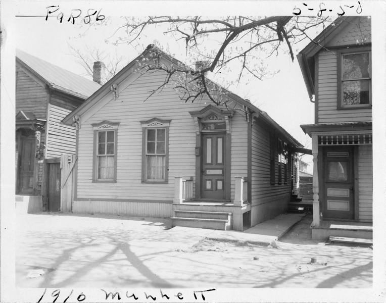 House at 1910 Mullett