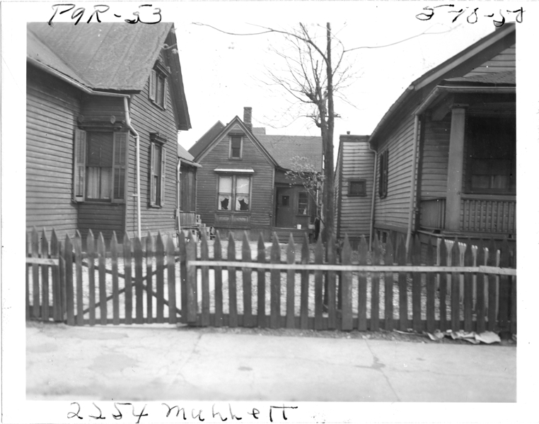 House at 2254 Mullett