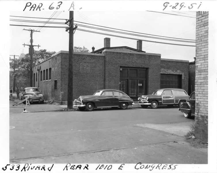 Commercial building at 533 Rivard