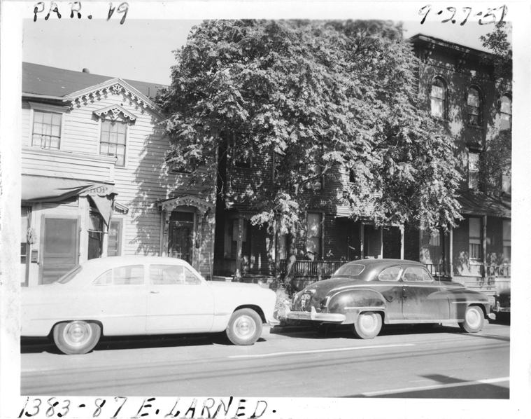 House at 1383-1387 E. Larned