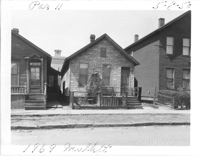 House at 1969 Mullett