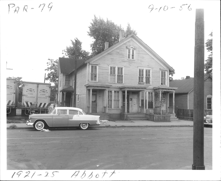 House at 1421-1425 Abbott