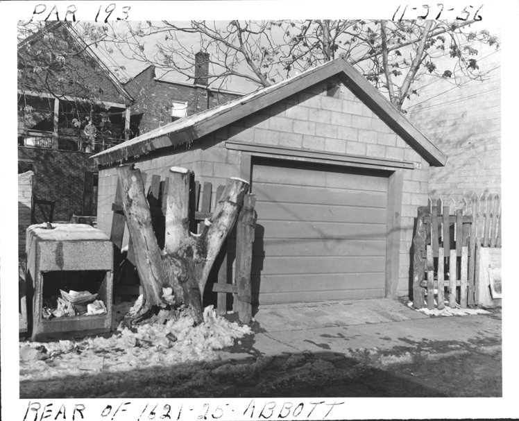 Garage at rear of 1621-1625 Abbott